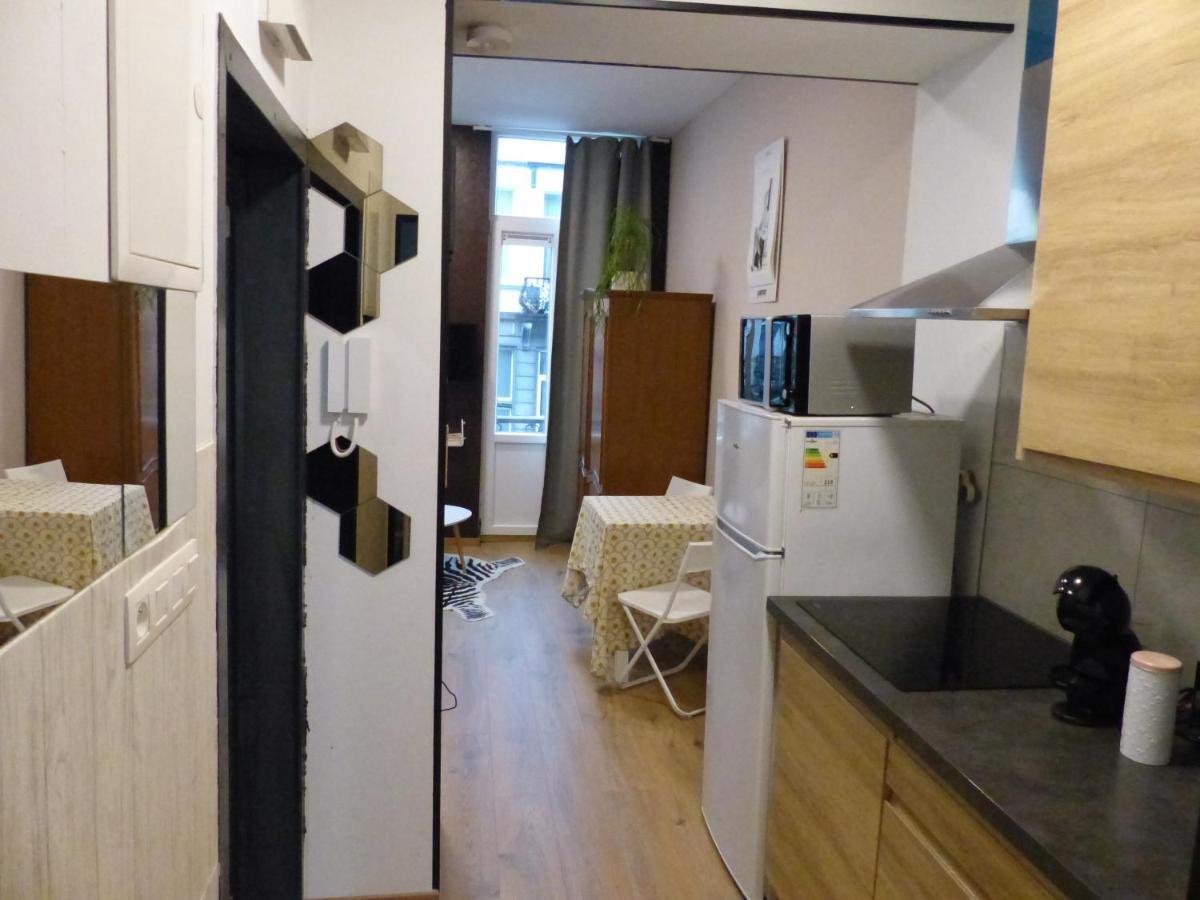 Căn hộ Superbe Au 1er Etage, Proche De La Gare Du Midi