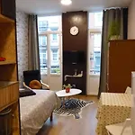 Superbe Studio au 1er étage, proche de la gare du Midi